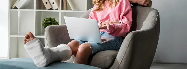 Electronic signing of policies and renewals in the insurance sector